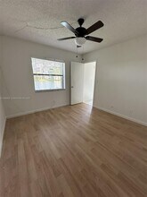 10003 Winding Lake Rd in Sunrise, FL - Building Photo - Building Photo