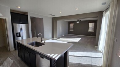 2149 Neuer Dr in Sparks, NV - Building Photo - Building Photo