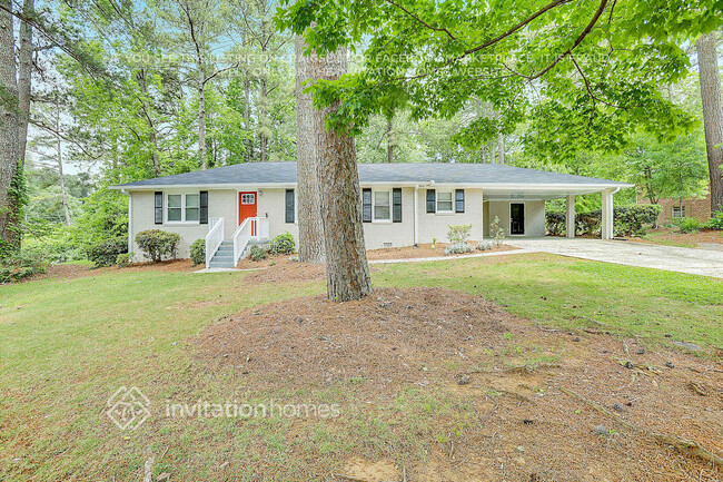 921 Walnut Cir SW in Marietta, GA - Building Photo - Building Photo