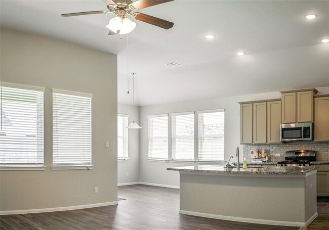 property at 1866 Kenley Wy