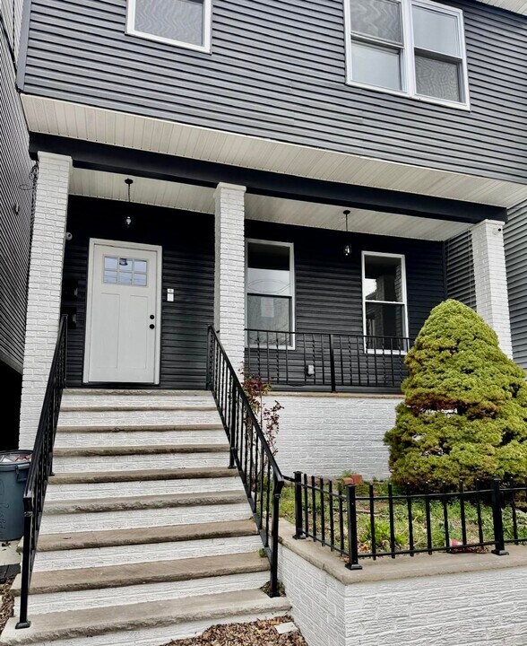 157 Prospect Ave in Bayonne, NJ - Building Photo