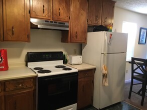 242 Sleepy Creek Dr in Athens, GA - Building Photo - Building Photo