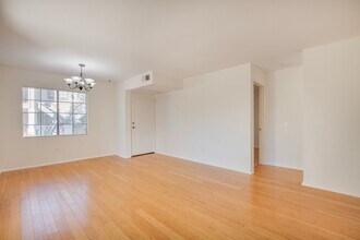 8585 Summerdale Rd in San Diego, CA - Building Photo - Building Photo