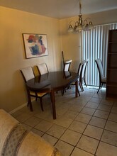 Room in House on Dupree St in Durham, NC - Foto de edificio - Building Photo