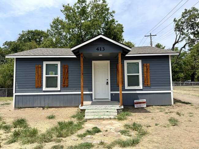 property at 413 M St NE