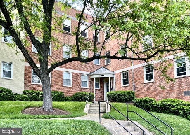 property at 2207 Washington Ave