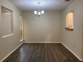 12123 Stevens Ct in Live Oak, TX - Building Photo - Building Photo