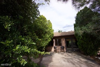 170 Navajo Trail in Sedona, AZ - Building Photo - Building Photo