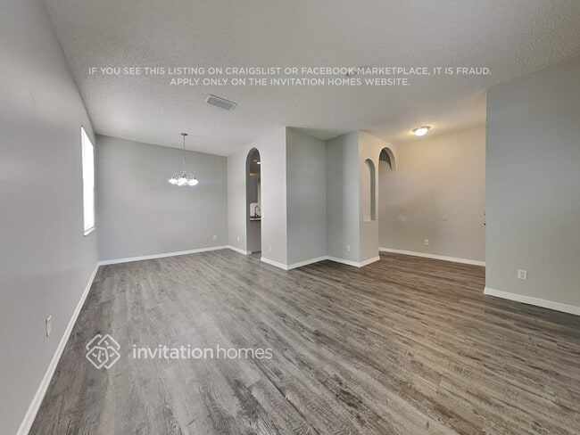 10332 Goldenbrook Way in Tampa, FL - Building Photo - Building Photo