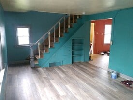 1560 S 12th St in Milwaukee, WI - Building Photo