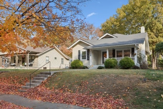 7527 Madison Ave in Kansas City, MO - Building Photo - Building Photo