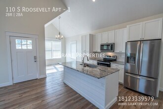 110 S Roosevelt St in Bloomington, IN - Building Photo - Building Photo