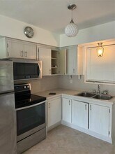 2702 Pierce St in Hollywood, FL - Building Photo - Building Photo