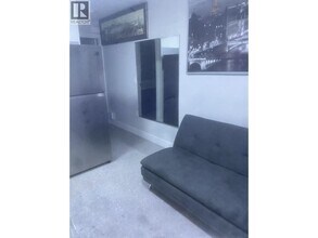 3254 E 6th Ave in Vancouver, BC - Building Photo - Building Photo