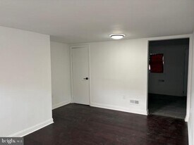 4278 Orchard St in Philadelphia, PA - Building Photo