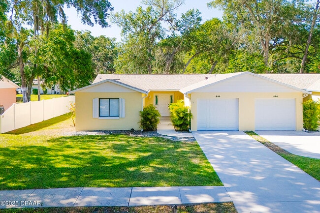 property at 804 Acorn Ln
