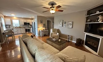 200 Shinnecock Ln in Camillus, NY - Building Photo - Building Photo