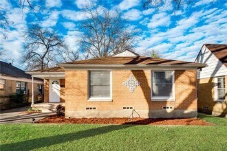 1211 Berkley Ave in Dallas, TX - Building Photo - Building Photo