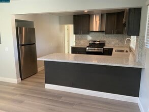 2680 Appian Way in Pinole, CA - Building Photo - Building Photo