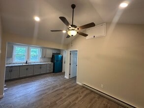 12 Apple Trail in Jefferson, NJ - Building Photo - Building Photo