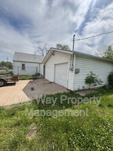1926 E 24th St N in Wichita, KS - Building Photo - Building Photo