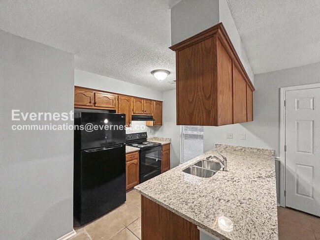 6572 Rosewood Dr in Olive Branch, MS - Foto de edificio - Building Photo