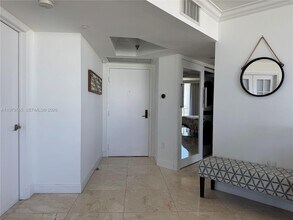 7330 Ocean Terrace in Miami Beach, FL - Building Photo - Building Photo