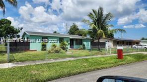 14730 SW 103rd Pl in Miami, FL - Building Photo