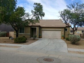 203 E Refuge Loop in Vail, AZ - Building Photo - Building Photo