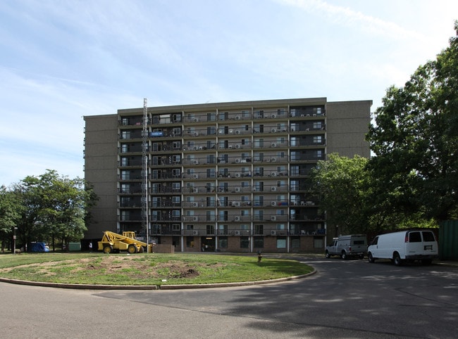 James R. Williams Tower in Akron, OH - Building Photo - Building Photo