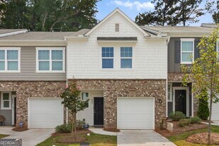 509 Magnolia Cir in Palmetto, GA - Building Photo