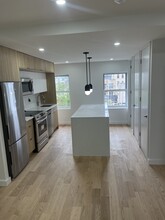 199 N 6th St in Brooklyn, NY - Building Photo - Interior Photo