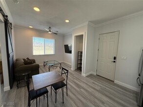 8500 Rocky Ave in Las Vegas, NV - Building Photo - Building Photo