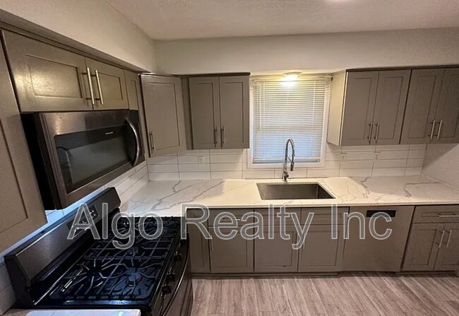 property at 4628 Johnson St NE