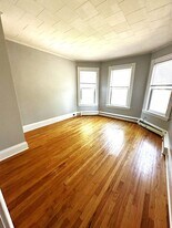 234 Pearl St in Burlington, VT - Building Photo