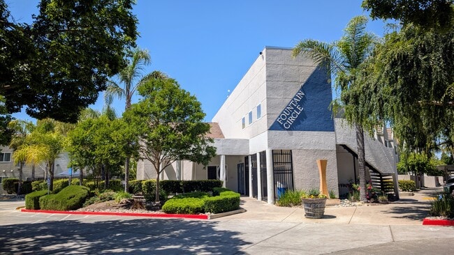 Fountain Circle Townhomes