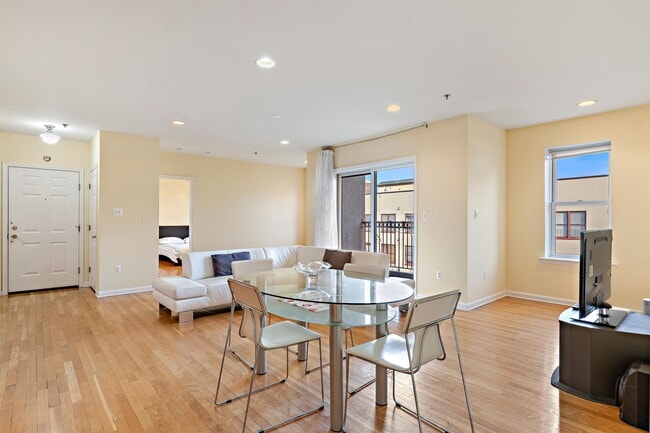 77 Jefferson St in Hoboken, NJ - Building Photo - Building Photo