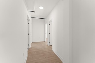 47 Wellington St in Kingston, ON - Building Photo - Building Photo