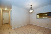 1509 Barcelona Way Dr photo'