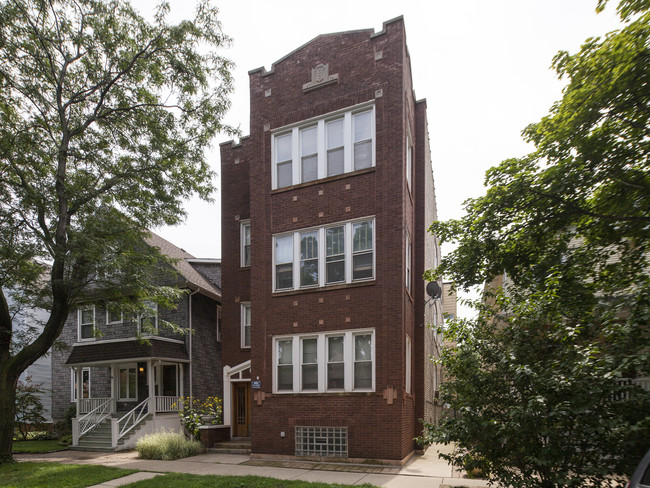 2107-2109 W Eastwood Ave in Chicago, IL - Building Photo - Building Photo