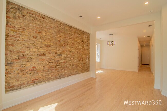 3720 N Racine Ave in Chicago, IL - Building Photo - Building Photo