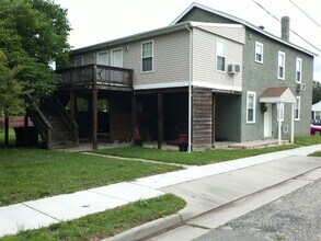 1203 Kirby St in West Point, VA - Building Photo - Building Photo