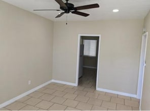4219-42235 Winona Ave in San Diego, CA - Building Photo - Building Photo