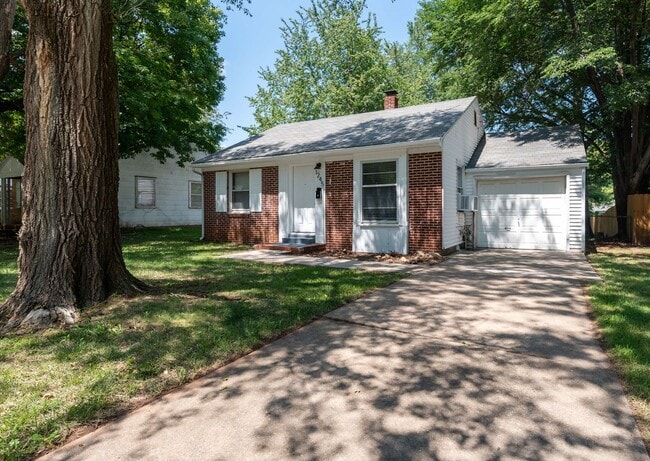 1245 E Minota St in Springfield, MO - Building Photo - Building Photo