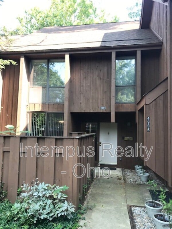 property at 4994 Wintersong Ln