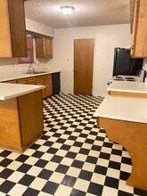 1215 Port Arthur Terrace in Leesville, LA - Building Photo - Building Photo