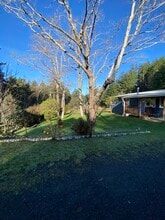 69903 Ridling Rd in North Bend, OR - Foto de edificio - Building Photo