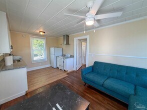 17 N K St in Pensacola, FL - Building Photo - Building Photo