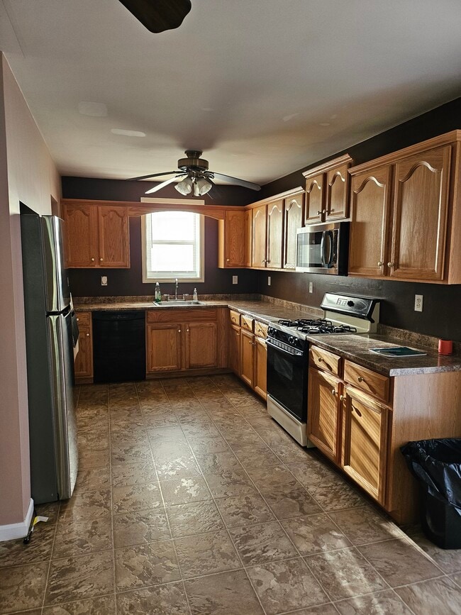 730 Tatum St in West Deptford, NJ - Foto de edificio - Building Photo