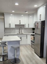 6195 W 18th Ave, Unit G in Hialeah, FL - Building Photo - Building Photo